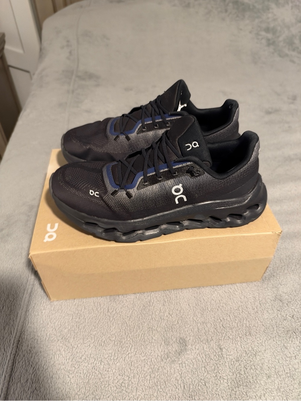 On Running Cloudtilt Black/Blue Men’s Size 10